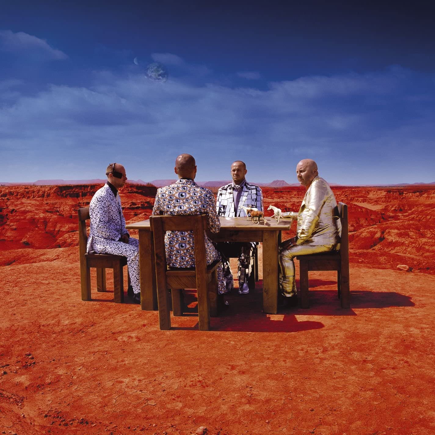 4th studio album on Vinyl from Muse featuring Starlight, Supermassive Black Hole and Knights of Cydonia.